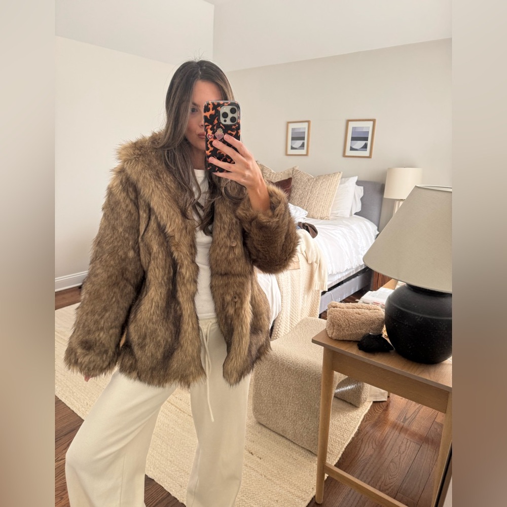 NWT Abercrombie Faux Fur coat